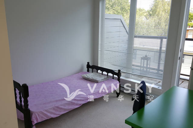 260308132833_bedroom 3rd floor.jpg